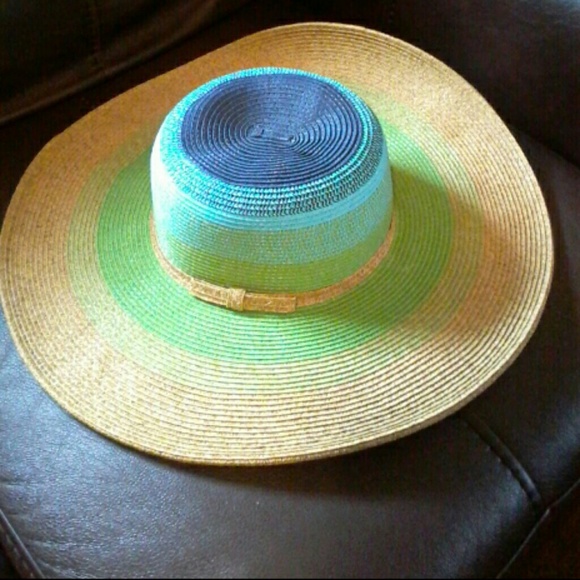 Accessories - Never Worn Blue, Green & Tan Oversized Sun Hat